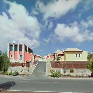villas-brisas-del-mar-corralejo.in-canary-islands.com/